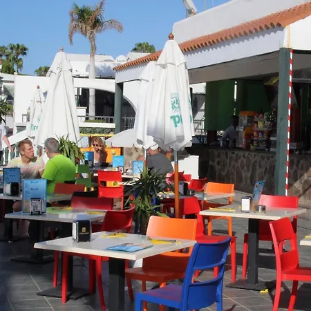 Kompleks wypoczynkowy Maspalomas Lago Deluxe *